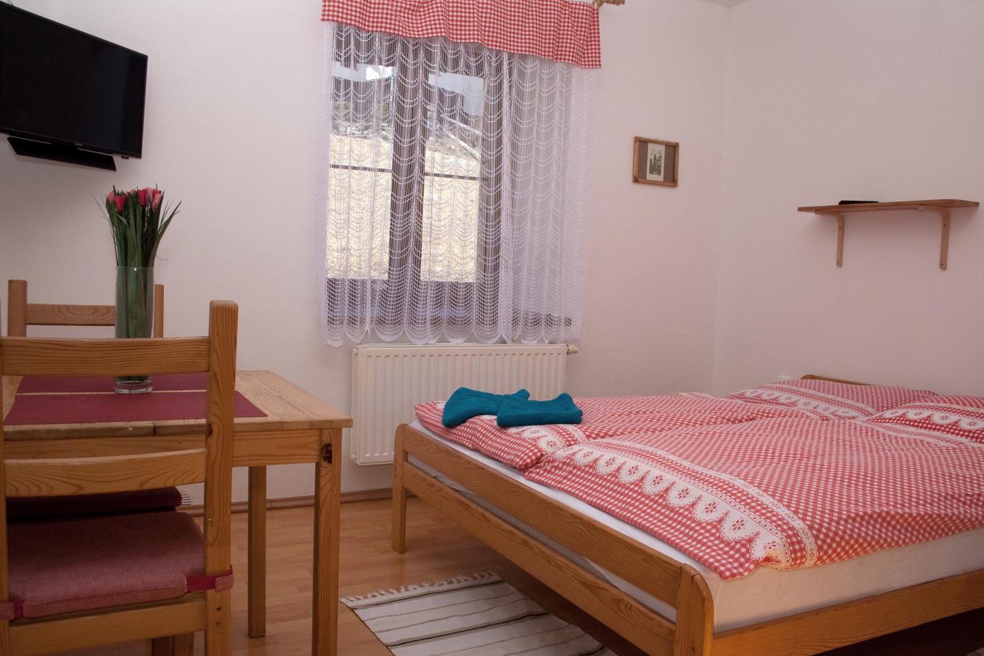 Penzion U Vodopadu Karlova Studanka Exterior photo